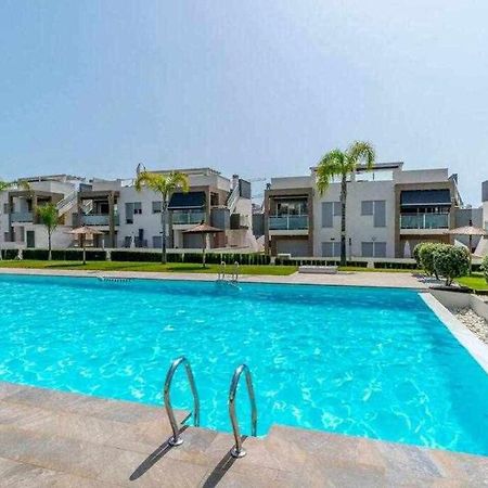 Espanhouse Caroline Bungalow 托雷维耶哈 外观 照片