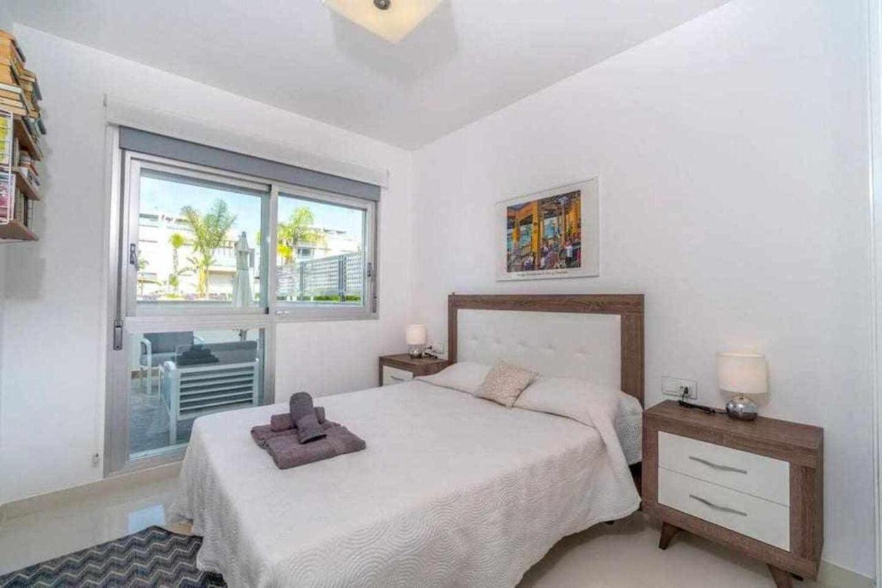Espanhouse Caroline Bungalow 托雷维耶哈 外观 照片