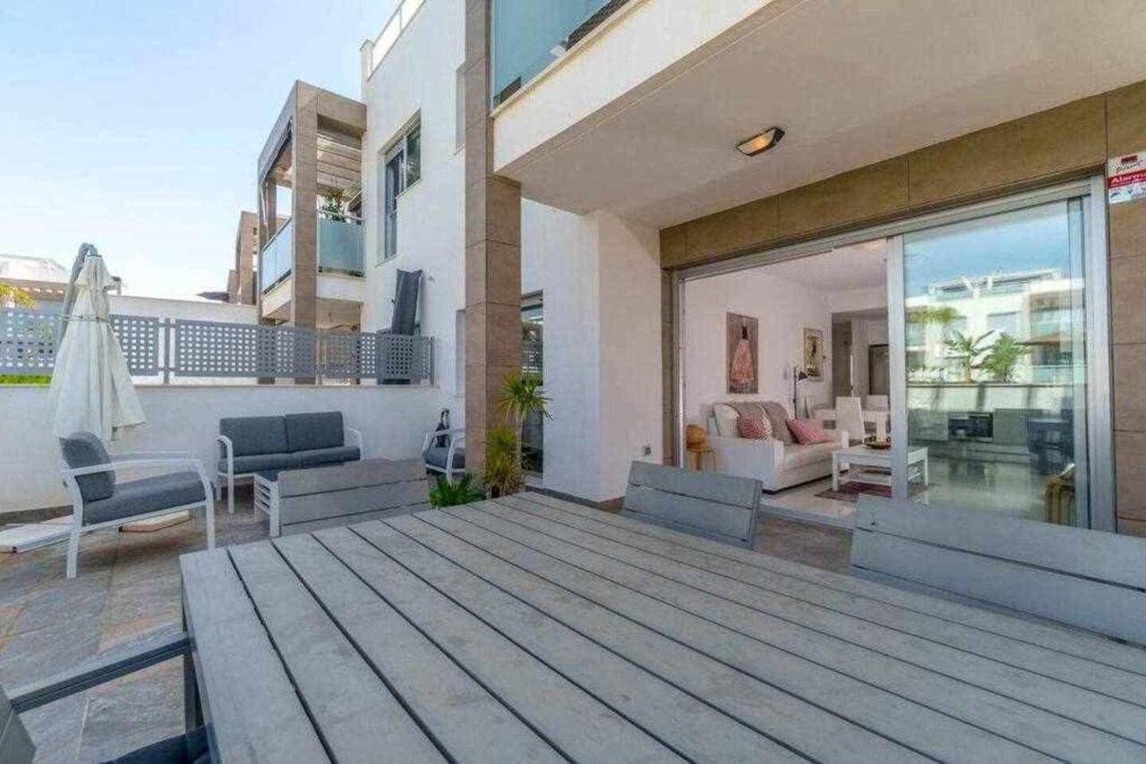 Espanhouse Caroline Bungalow 托雷维耶哈 外观 照片