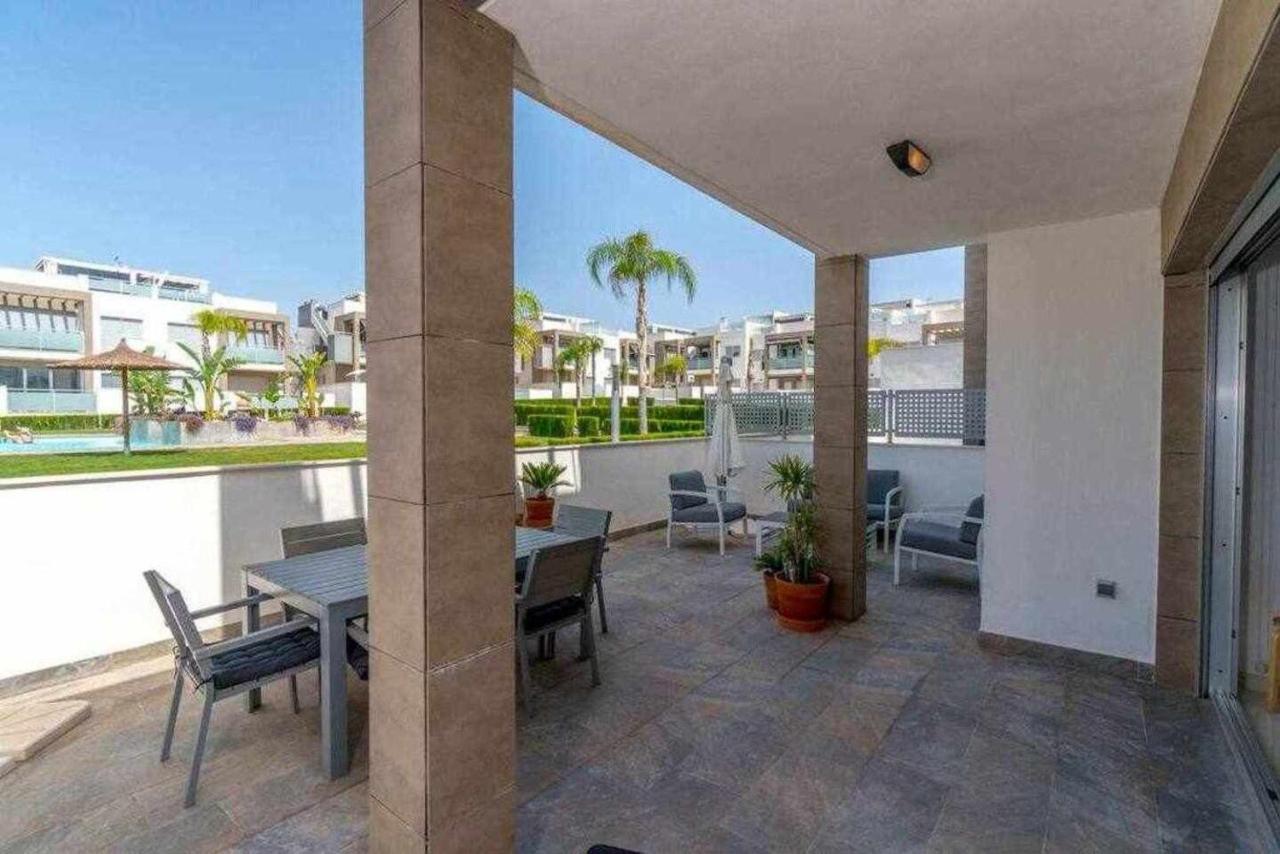 Espanhouse Caroline Bungalow 托雷维耶哈 外观 照片