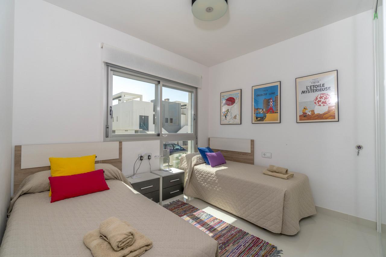 Espanhouse Caroline Bungalow 托雷维耶哈 外观 照片